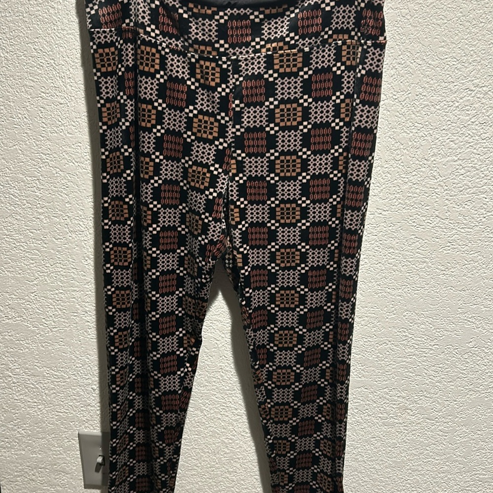 NEW Cuddl Duds Nordic Plaid velour leggings Sizes XS, S, M, L, XL, 1X, 2X, 3X (…